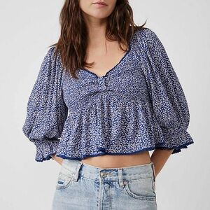 FREE PEOPLE Brittnee print smocked back, peplum top. Blue and white